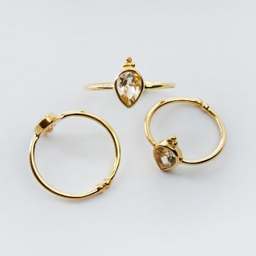 Srebrny pierścionek regulowany z cytrynem łezka AG925 pozłacany 20mm Srebrny pierścionek regulowany z cytrynem łezka AG925 pozłacany 20mm