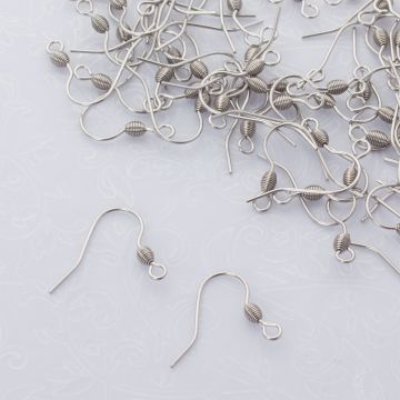 Bigle ze sprężynką ze stali chirurgicznej w kolorze srebrnym 17mm