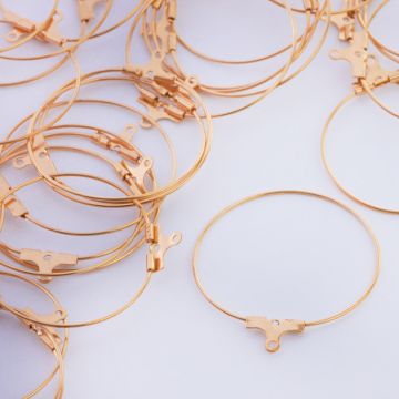 Baza do kolczyków koło odpinane ze stali chirurgicznej w kolorze złotym 31mm