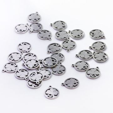 Zawieszka ze stali chirurgicznej koniczynka w kółku w kolorze srebrnym 10,5mm