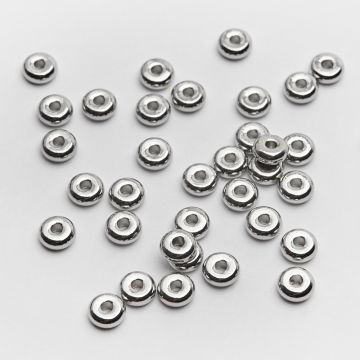 Przekładka krążek płaski ze stali chirurgicznej w kolorze srebrnym 6x2,5mm