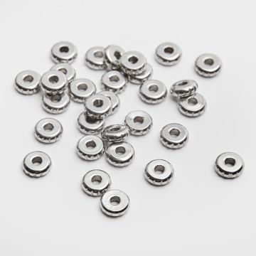 Przekładka oponka ze stali chirurgicznej w kolorze srebrnym 6mm