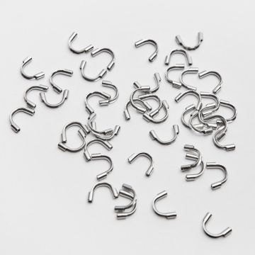 Końcówki skobelki do linek i nici ze stali chirurgicznej w kolorze srebrnym 5mm