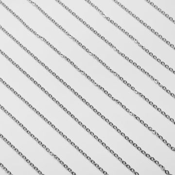 Łańcuszek małe owale ze stali chirurgicznej w kolorze srebrnym 3x2,4mm