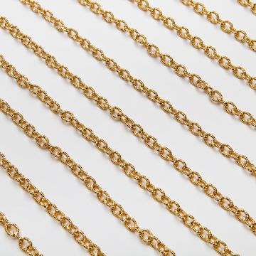 Łańcuszek owale nacinane diamentowane ze stali chirugicznej w kolorze złotym 8x6mm