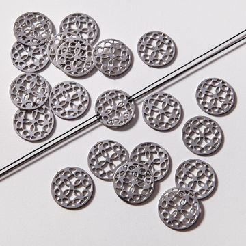 Zawieszka łącznik ze stali chirurgicznej ażur w kolorze srebrnym 18,5mm