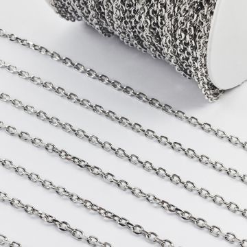 Łańcuszek ze stali chirurgicznej owale fasetowane w kolorze srebrnym 5x3mm