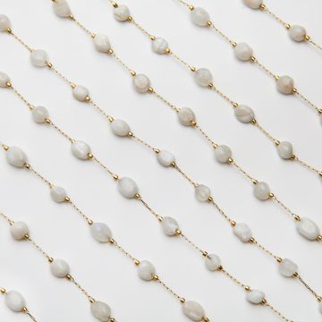 Łańcuch z kamieniem księżycowym ze stali chirurgicznej w kolorze złotym 13x4mm