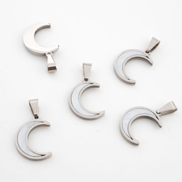 Zawieszka ze stali chirurgicznej księżyc z masą perłową w kolorze srebrnym 18x13mm