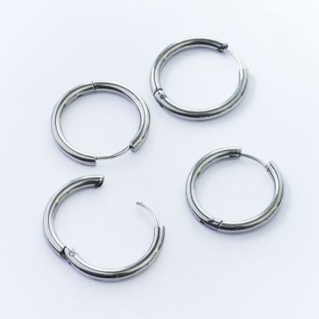 Kolczyki koła zapinane ze stali chirurgicznej w kolorze srebrnym 19mm