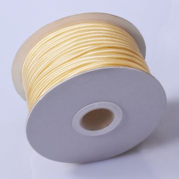 Sznurek do sutaszu chiński ivory 3mm