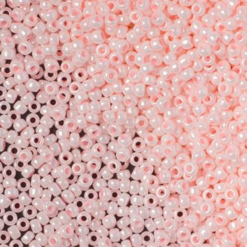 Koraliki TOHO Round 11/0 Opaque-Lustered Baby Pink