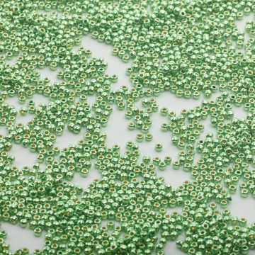 Koraliki TOHO - Round 11/0  Permafinish - Galvanized Green Apple