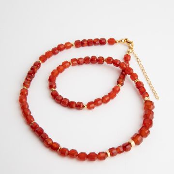 Naszyjnik z karneolem