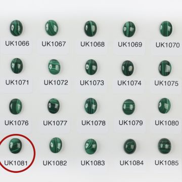 Malachit naturalny kaboszon owal 10mm