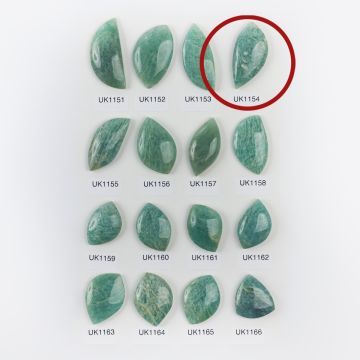 Amazonit kaboszon nieregularny 40,5mm