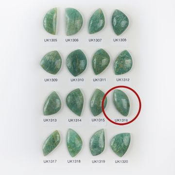 Amazonit kaboszon nieregularny 34mm