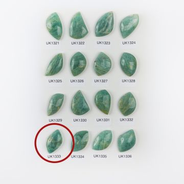 Amazonit kaboszon nieregularny 30mm