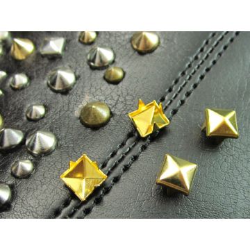 Ćwieki piramidki 6mm