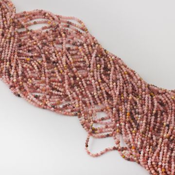 Opal różowy kulka fasetowana 2mm