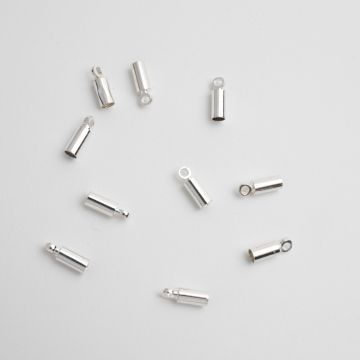 Końcówki do rzemieni kolor srebrny 2,5mm