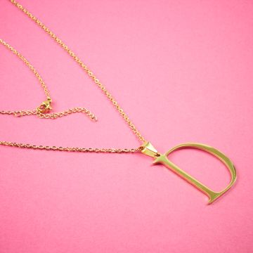 Naszyjnik ze stali chirurgicznej z literką D w kolorze złotym 44cm Naszyjnik ze stali chirurgicznej z literką D w kolorze złotym 44cm