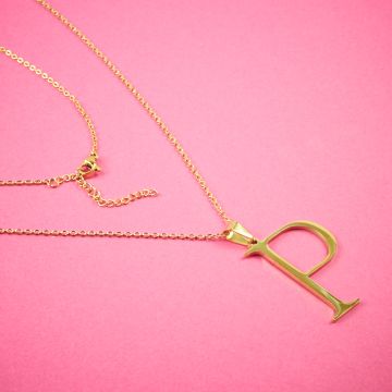 Naszyjnik ze stali chirurgicznej z literką P w kolorze złotym 44cm Naszyjnik ze stali chirurgicznej z literką P w kolorze złotym 44cm