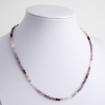 Bransoletka z naturalnych kamieni na nici bawełnianej