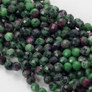 Zoisyt z rubinem kulka fasetowana 8,5mm