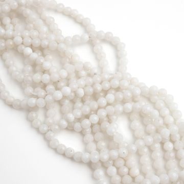 Agat kulka fasetowana biały 4,5mm