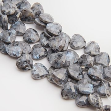 Larvikit serce fasetowane 15mm