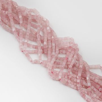Kryształ górski różowy kostka gładka 4,5x4,5mm