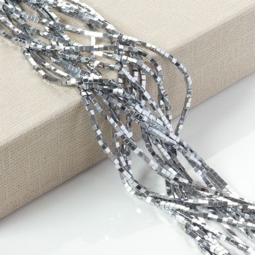 Hematyt platerowany kostka silver 2x2mm