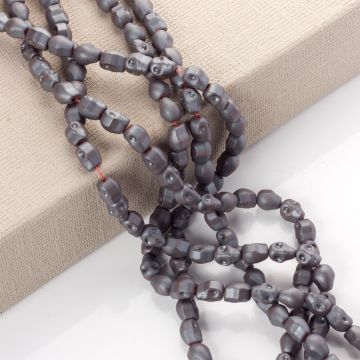 Hematyt czaszka mat natural 10mm