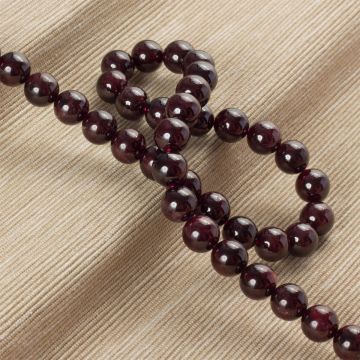 Granat kulka gładka 10,5mm