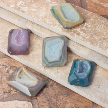 Agat prostokąt fasetowany z druzami zielony 48x34mm