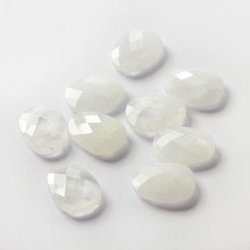 Kryształ górski kaboszon fasetowany na zawieszkę 21mm