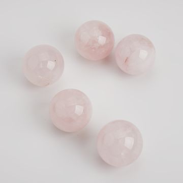 Kulka z różówego kryształu górskiego 2,5-3cm