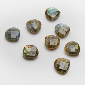 Labradoryt łezka fasetowana zawieszka 16x16mm