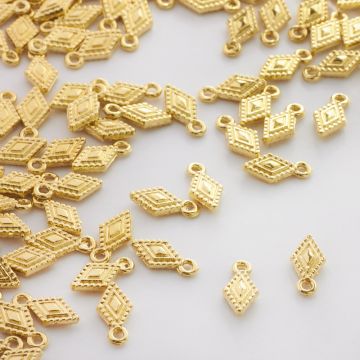 Metalowa zawieszka romb ozdobny 13mm