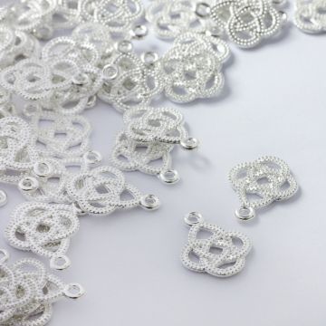 Metalowa zawieszka zaplatana 17mm