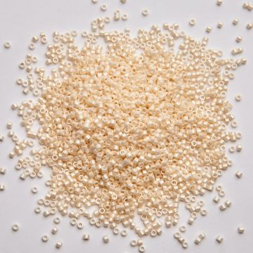 Koraliki Matsuno 9/0 Opaque Cream