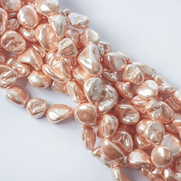 Perły seashell nugget 17x15mm łososiowe