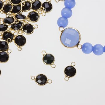 Przekładka w okuciu w złotym kolorze z dwoma oczkami jet 8mm