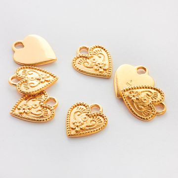 Srebrna zawieszka serce ze zdobieniami AG925 pozłacana 17mm