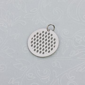 Zawieszka okrągła sitko stal chirurgiczna z kółeczkiem w kolorze srebrnym 15mm