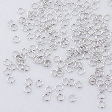 Kółeczka zaciskowe ze stali chirurgicznej w kolorze srebrnym 5x0,7mm