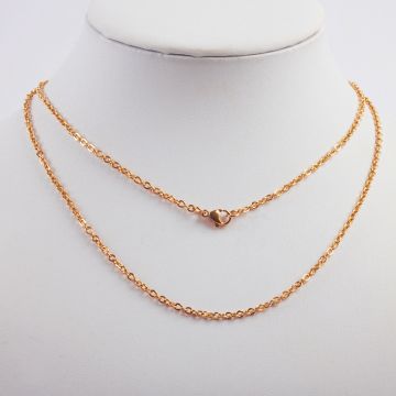 Łańcuszek ze stali chirurgicznej płaski owal z zapięciem w kolorze złotym 45cm