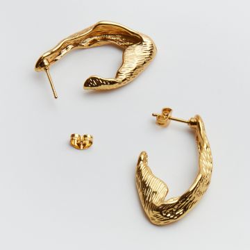 Kolczyki ze stali chirurgicznej skóra węża w kolorze złotym 42mm PVD