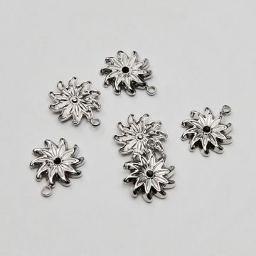 Zawieszka ze stali chirurgicznej kwiatek z czarną cyrkonią w kolorze srebrnym 12mm